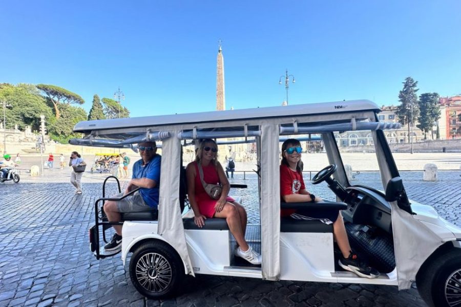 Explore Rome major attractions tour by golf cart