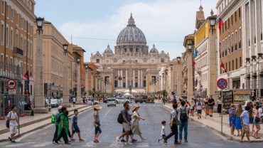 When should you visit Rome ?